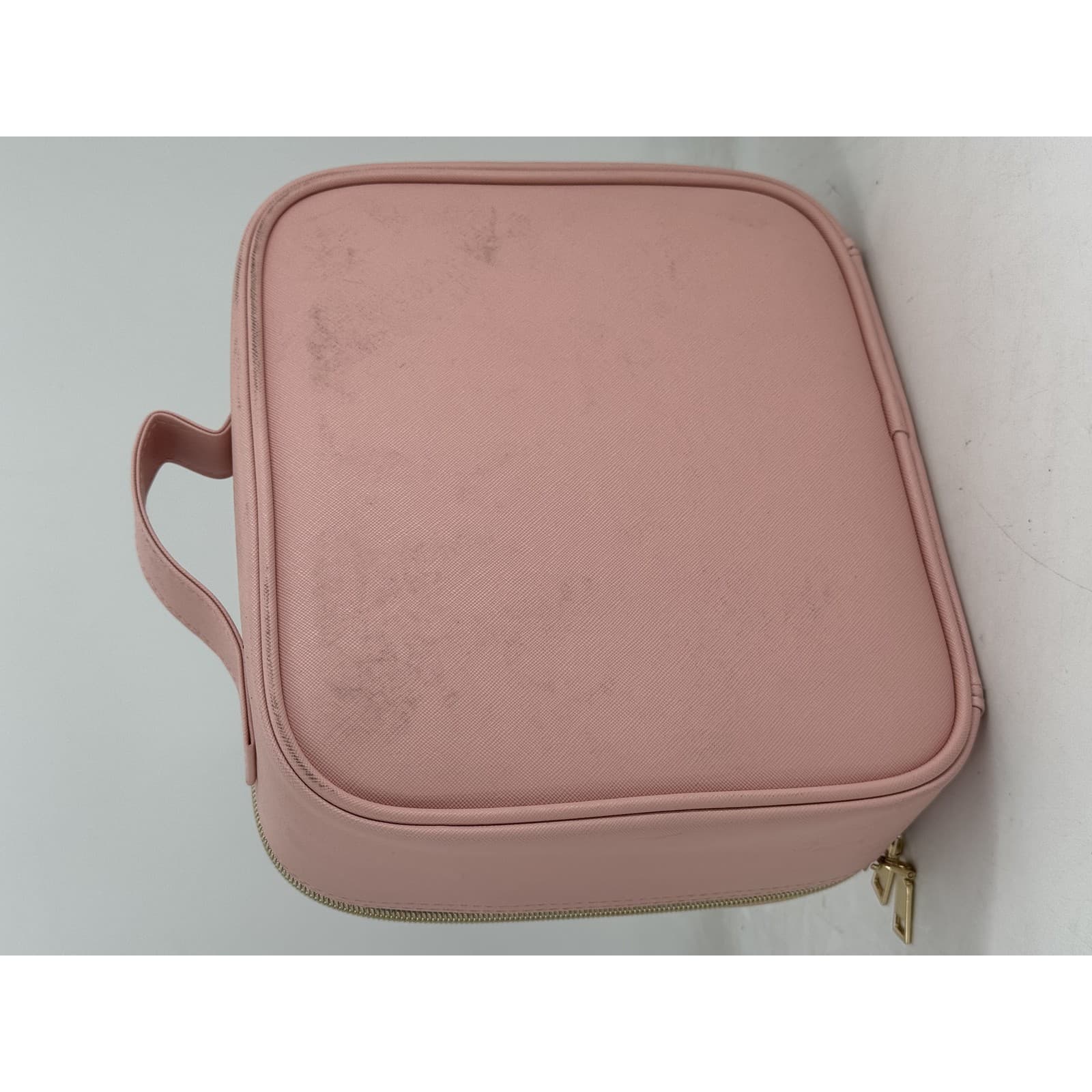 Structured Hard-Shell Travel Makeup Case, Saffiano PU Leather Vanity Box with Top Handle and Gold Double Zipper, Pink